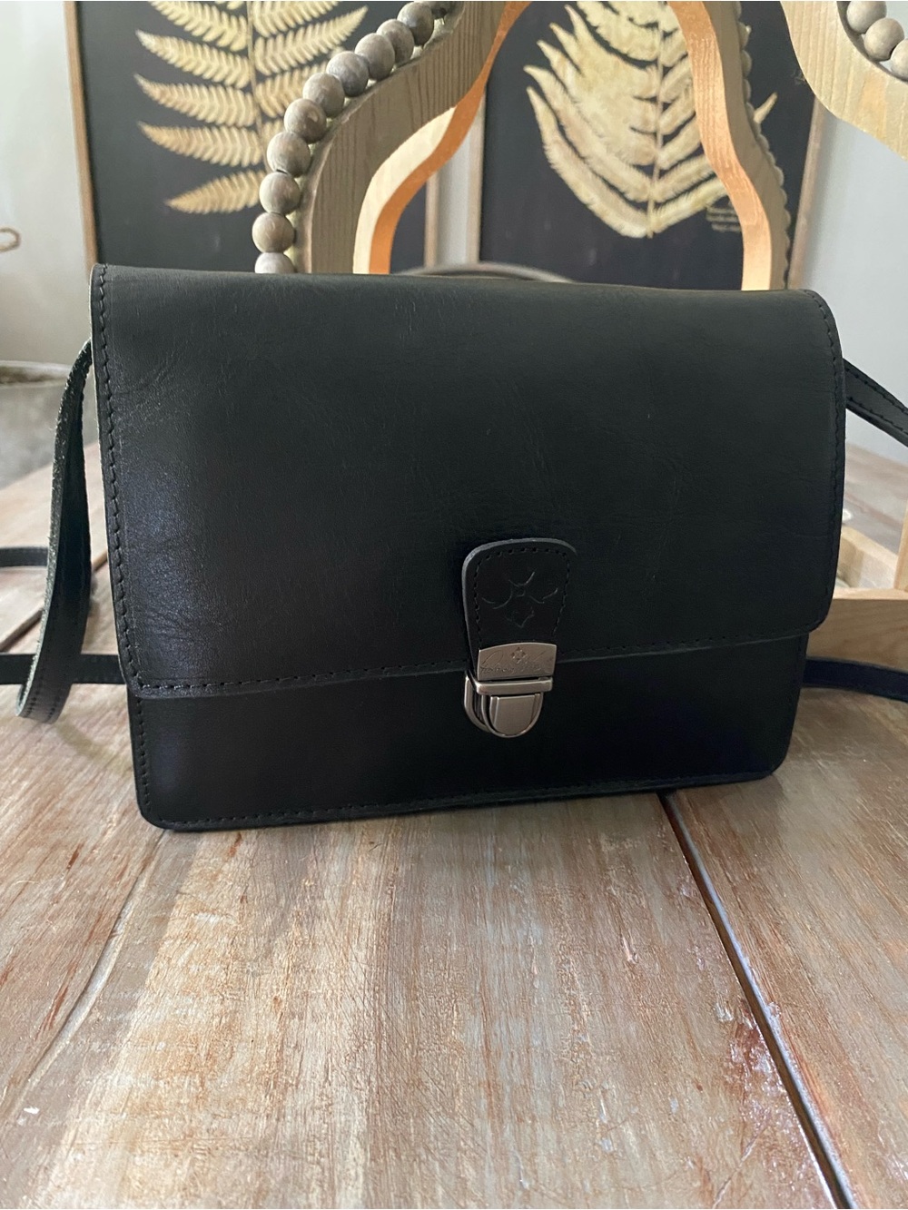 Patricia Nash Lanza Leather Convertible Crossbody Bag Purse Embossed Logo Black - Picture 9 of 17